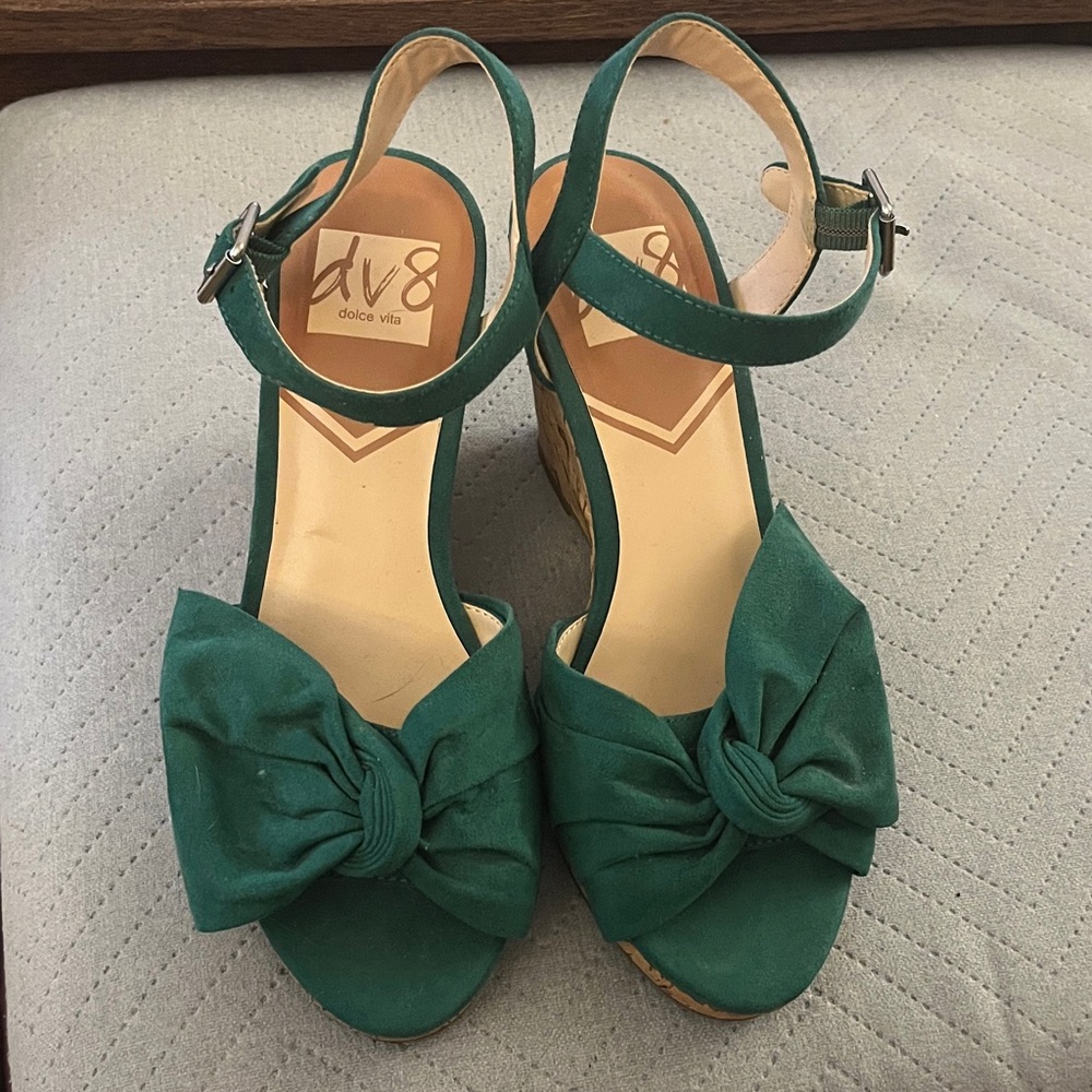 DV by Dolce Vita Emerald Green Bow Wedge Sandals